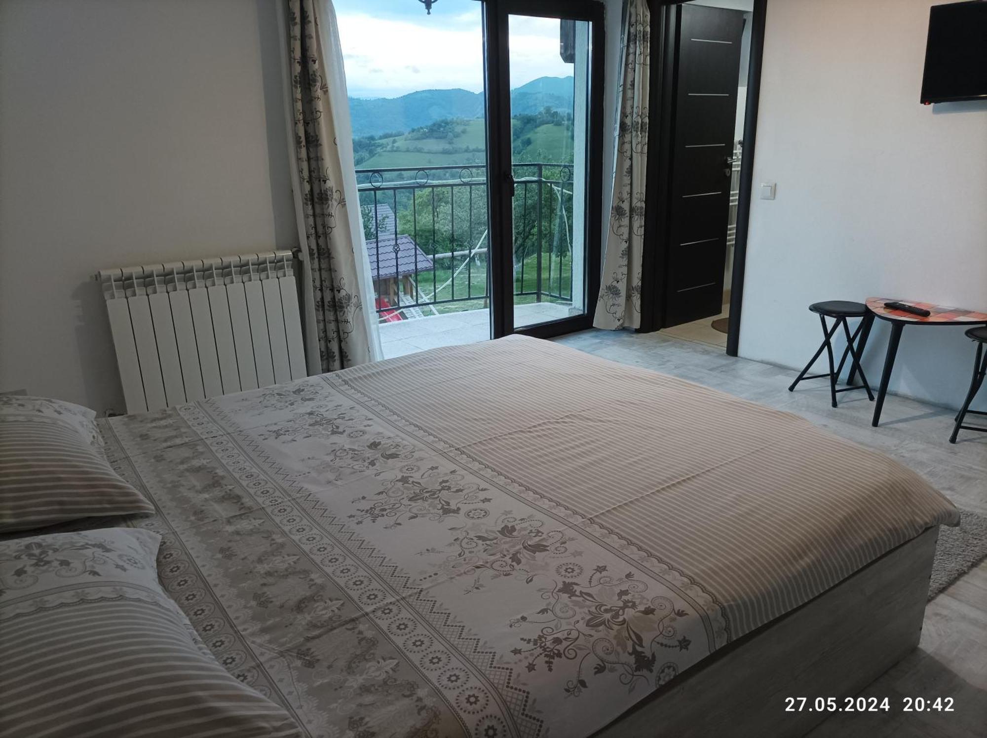 Casa Din Livada, Poiana Marului, Brasov Villa Luaran gambar