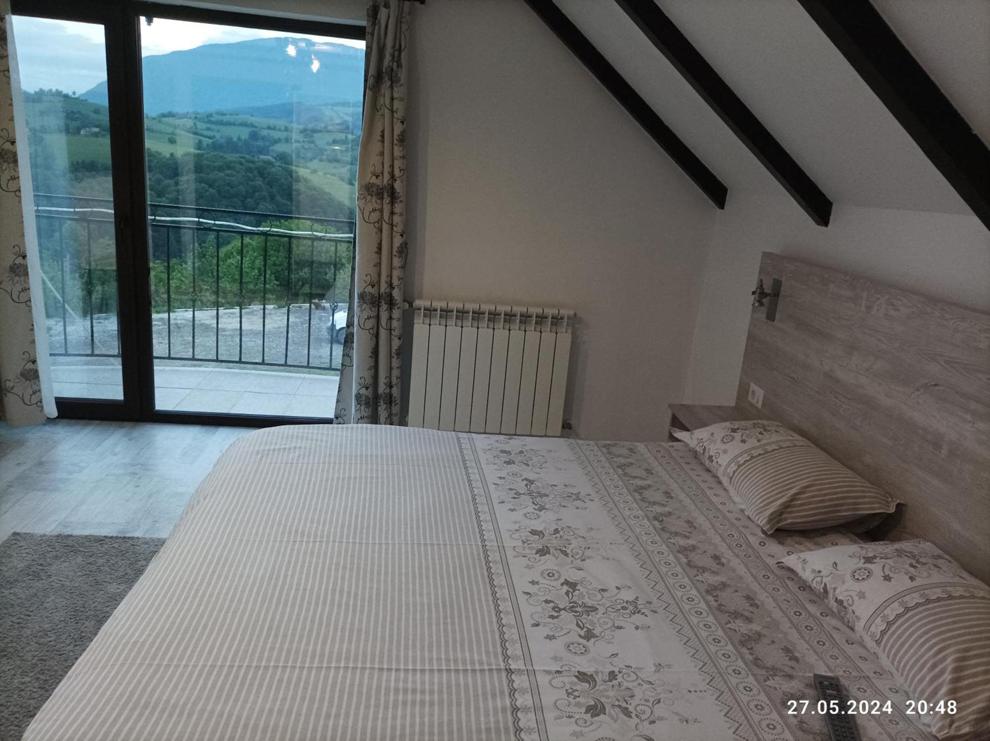 Casa Din Livada, Poiana Marului, Brasov Villa Luaran gambar