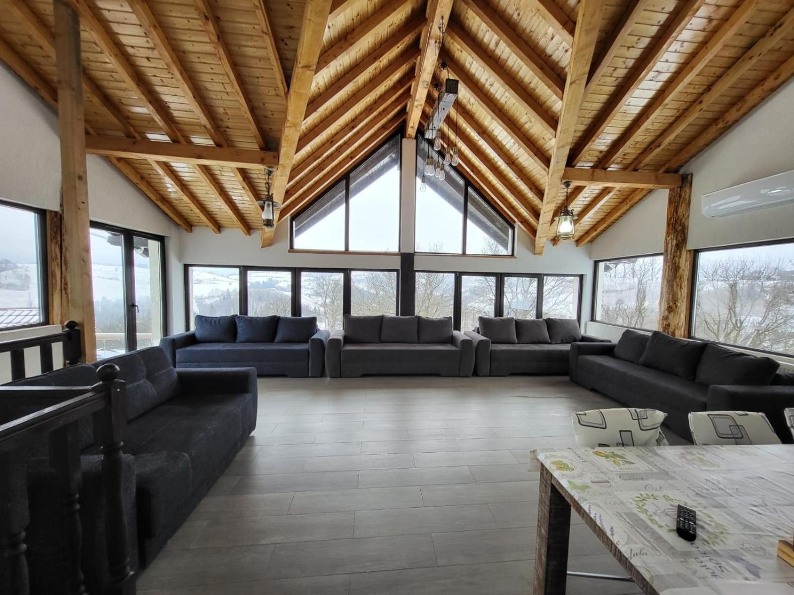 Casa Din Livada, Poiana Marului, Brasov Villa Luaran gambar